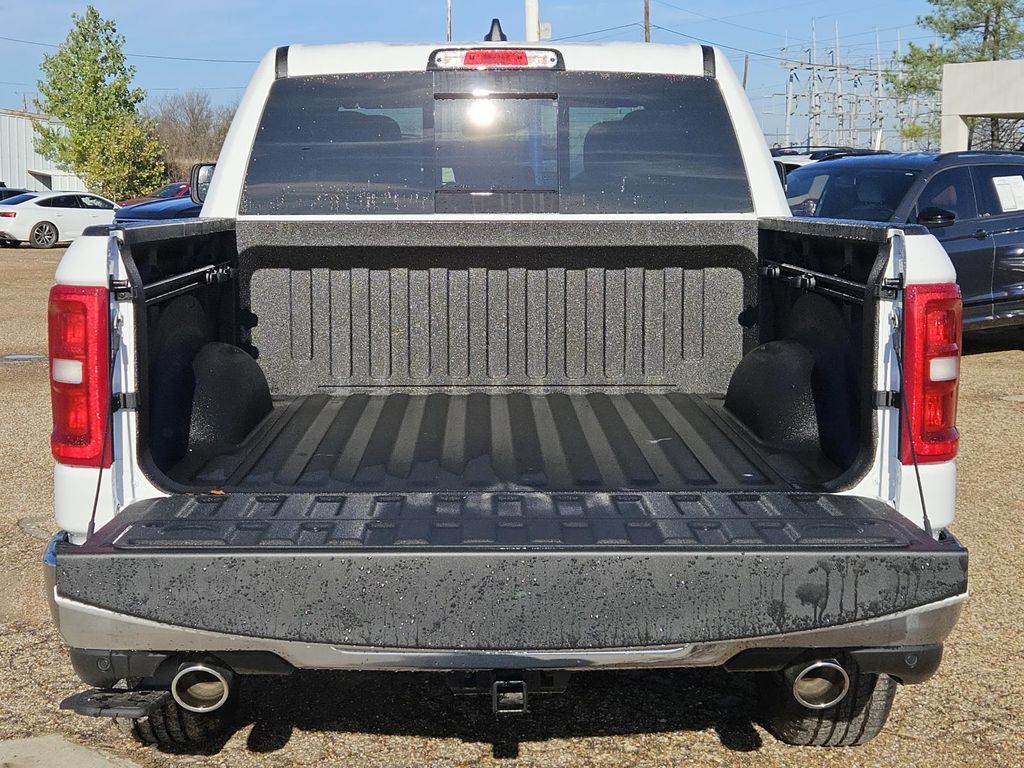 2026 RAM 1500 Big Horn/Lone Star - Photo 9