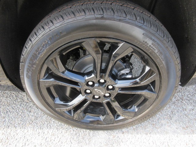 2027 Chevrolet Traverse RS - Photo 11