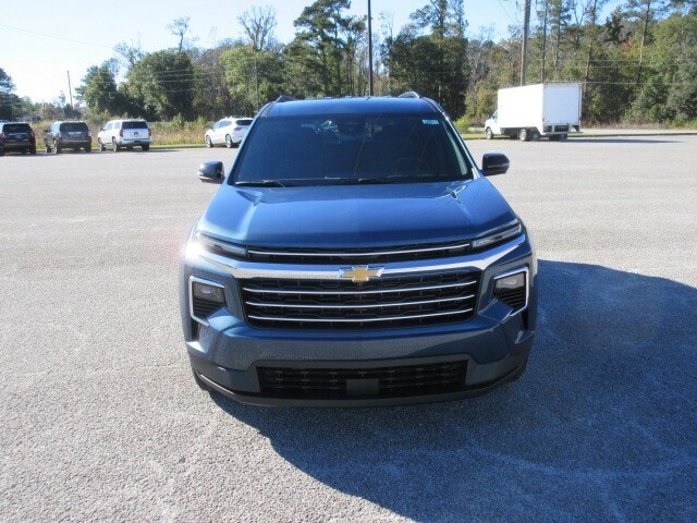 2026 Chevrolet Traverse photo 3