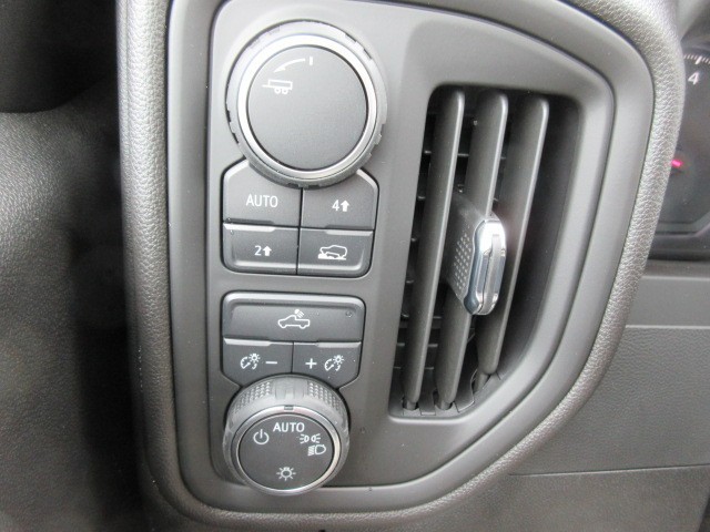 2025 Chevrolet Silverado 1500 Custom - Photo 22