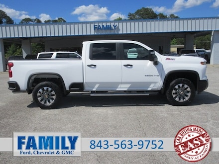 2025 Chevrolet Silverado 2500 HD Custom Truck