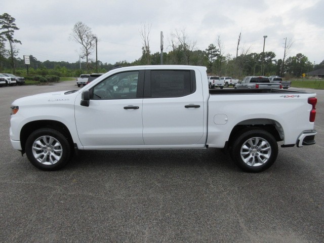 2025 Chevrolet Silverado 1500 Custom - Photo 8