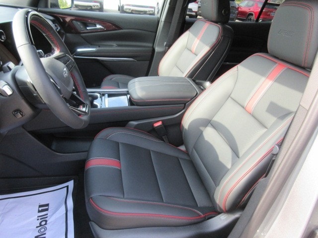 2027 Chevrolet Traverse RS - Photo 16