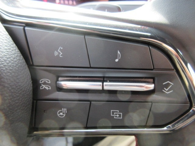 2027 Chevrolet Traverse RS - Photo 21