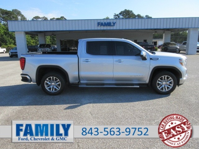 2021 GMC Sierra 4WD Crew Cab Short Box SLT's photo