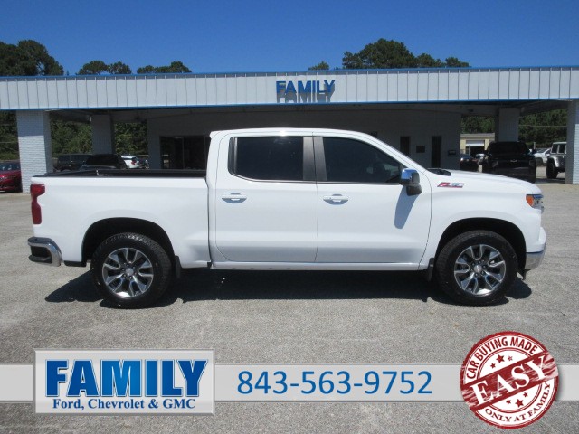 2025 Chevrolet Silverado 1500 LT's photo