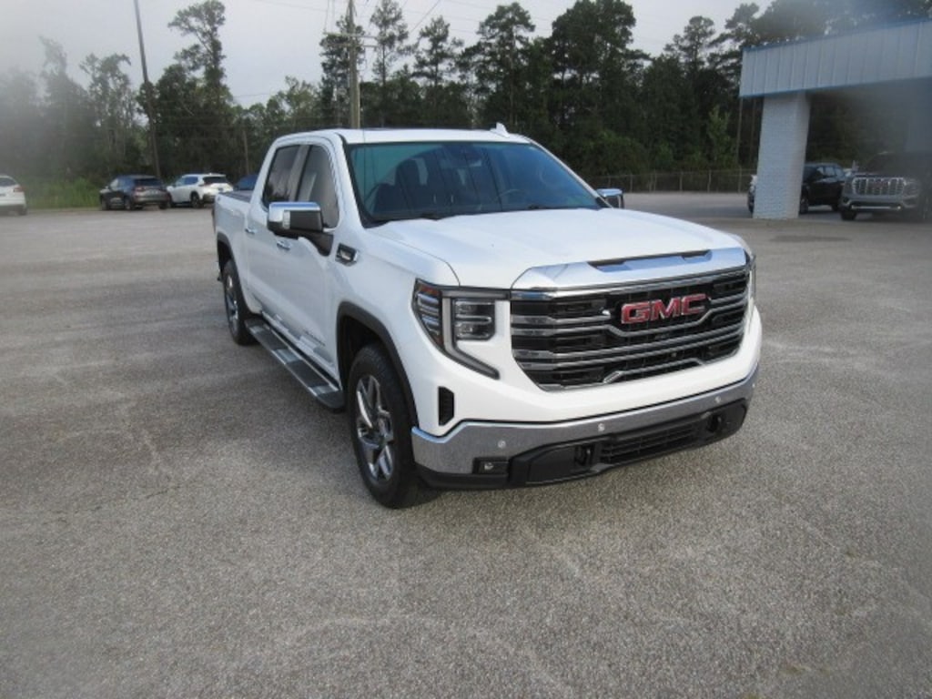 Used 2025 GMC Sierra 1500 SLT Truck