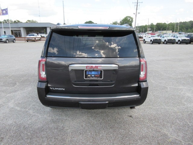 2018 GMC Yukon Denali - Photo 6