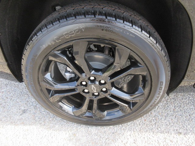 2027 Chevrolet Traverse RS - Photo 10