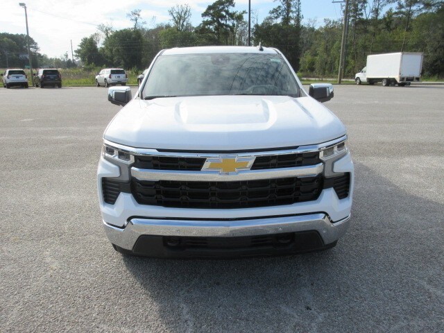 2026 Chevrolet Silverado 1500 LT photo 3