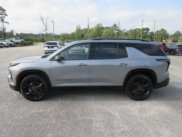 2027 Chevrolet Traverse RS - Photo 8