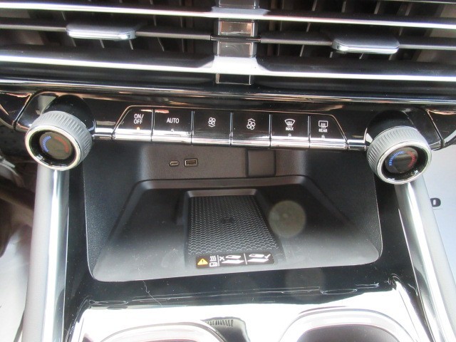 2027 Chevrolet Traverse RS - Photo 20