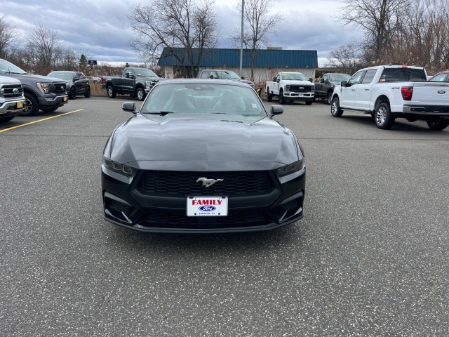 2026 Ford Mustang EcoBoost Fastback - Photo 2
