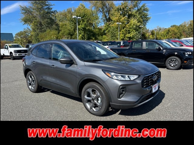 2026 Ford Escape ST-Line Select's photo