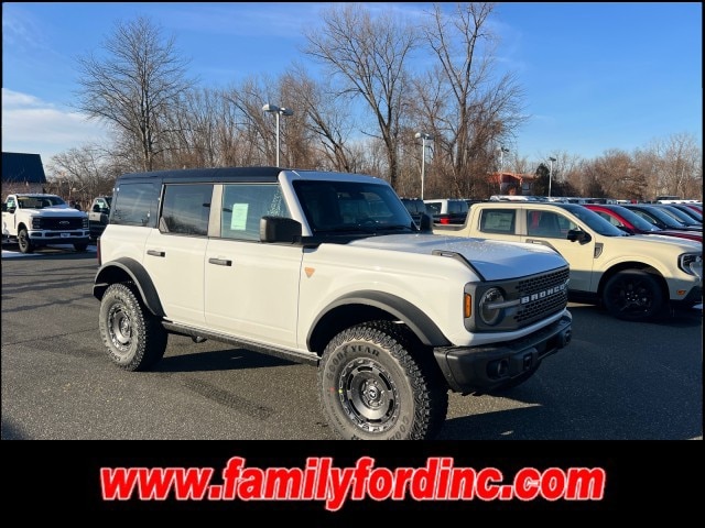 2025 Ford Bronco 4-Door Badlands's photo
