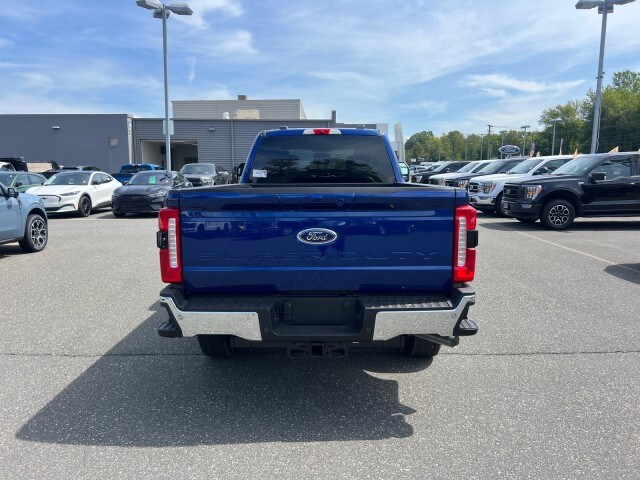2026 Ford F-250 Lariat photo 4