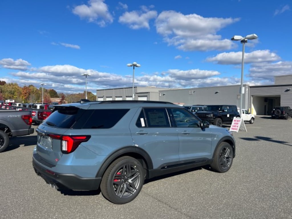 New 2026 Ford Explorer ST SUV