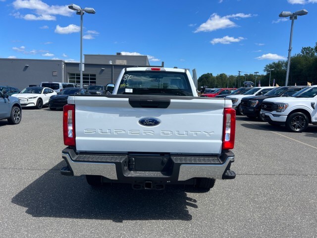2026 Ford F-350 XL photo 4