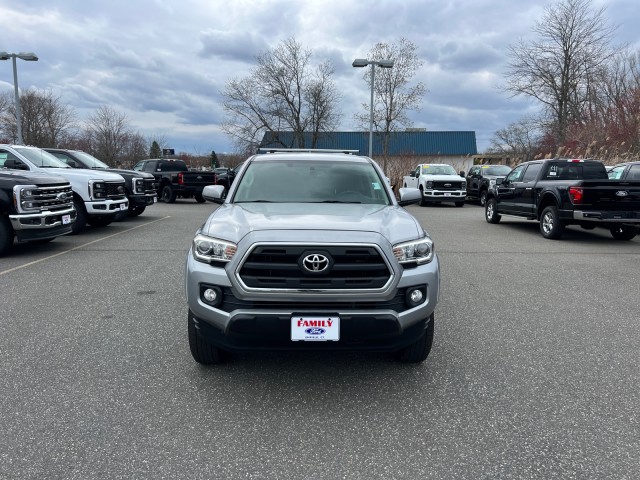 Used 2016 Toyota Tacoma SR5 with VIN 5TFCZ5AN4GX005598 for sale in Enfield, CT