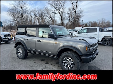 2023 Ford Bronco Badlands SUV