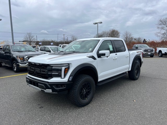 2025 Ford F-150 Raptor photo 3