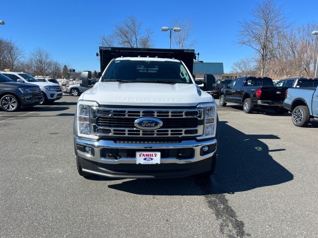 2024 Ford F-550 XL photo 2