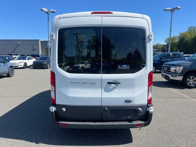 2017 Ford Transit XL Van photo 2