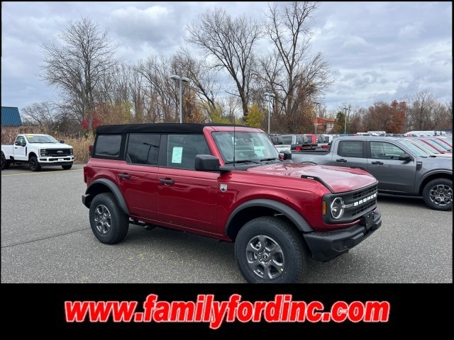 2025 Ford Bronco 4-Door Big Bend's photo