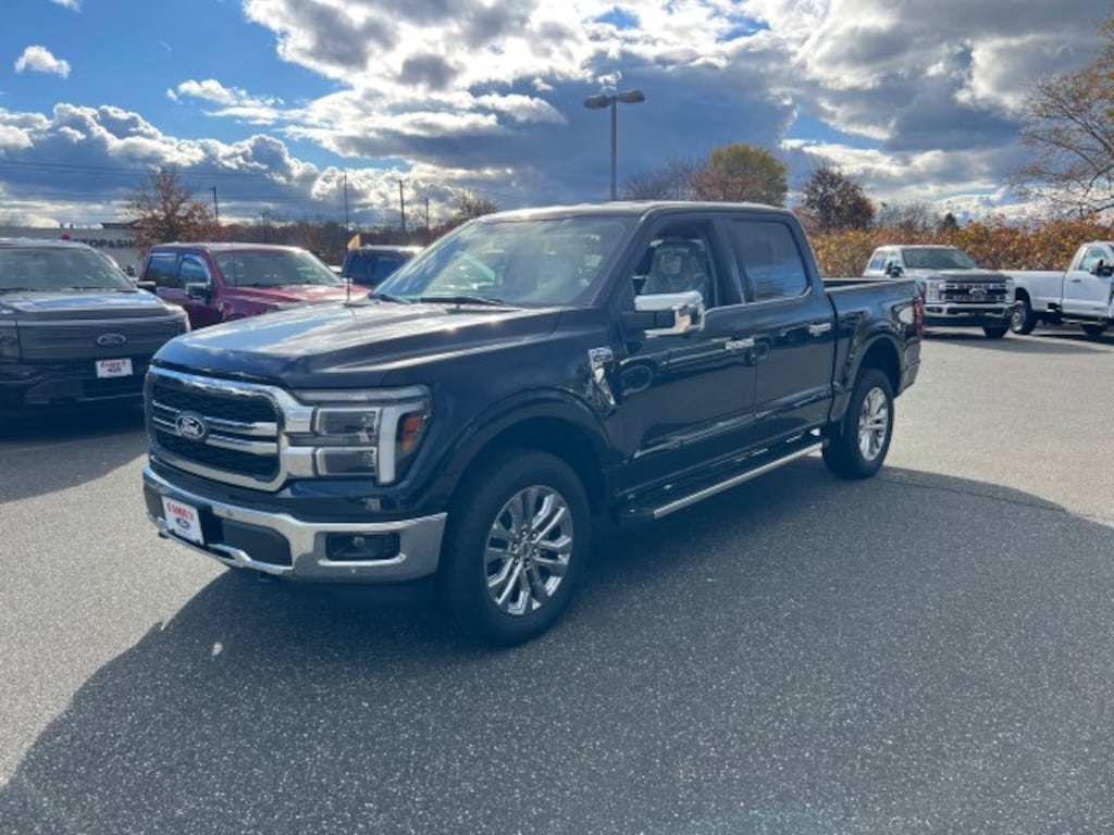 New 2025 Ford F-150 Lariat TRUCK