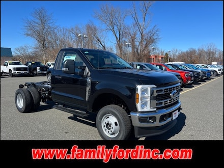 2024 Ford Super Duty F-350 DRW XL TRUCK
