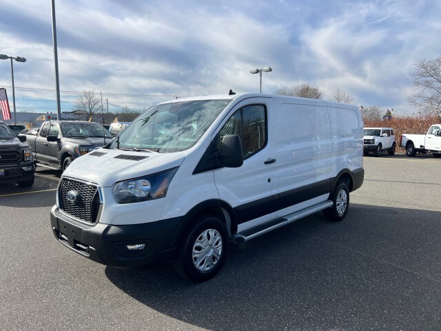 2024 Ford Transit Cargo Van photo 3