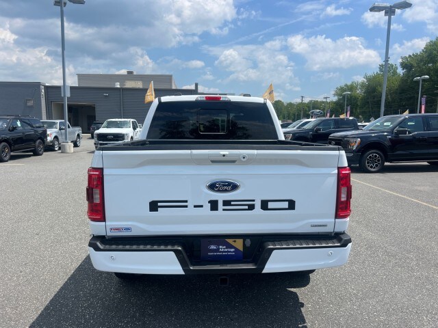 2023 Ford F-150 XLT photo 2