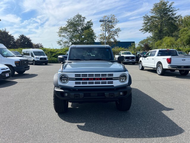 2025 Ford Bronco Heritage First Edition photo 2