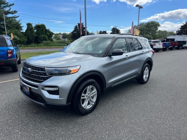 2022 Ford Explorer XLT photo 3