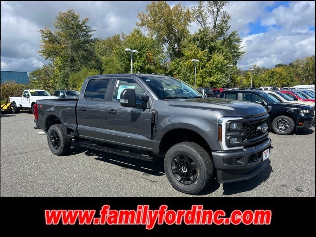 2026 Ford F-250 Super Duty XL's photo