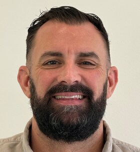 Staff member Andrew Harris from e27ae926249b