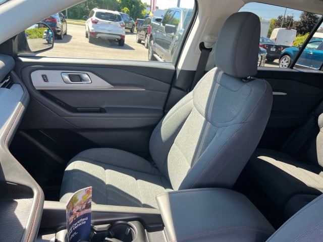 2025 Ford Explorer Active - Photo 9