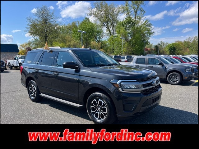 2024 Ford Expedition XLT 4x4's photo