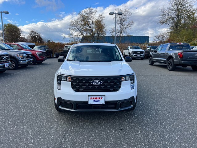 2025 Ford Maverick XLT photo 2