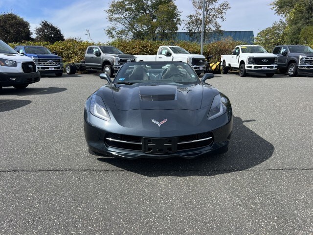 2019 Chevrolet Corvette Stingray Convertible photo 2