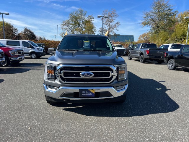 2022 Ford F-150 XLT photo 2