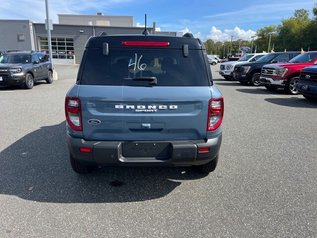 2025 Ford Bronco Sport Outer Banks photo 4