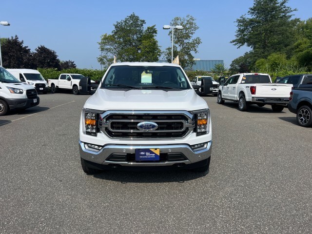 2022 Ford F-150 XLT photo 2