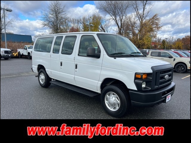 2014 Ford E-Series Econoline Van Commercial