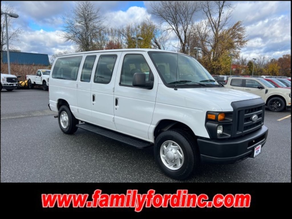 Used 2014 Ford Econoline 10 Passenger Van Commercial Minivan/Van