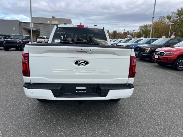 2025 Ford F-150 XLT photo 4