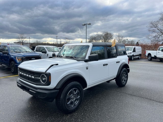 2025 Ford Bronco Big Bend photo 3