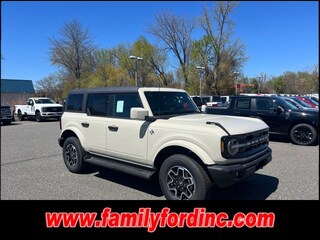 2026 Ford Bronco Outer Banks SUV