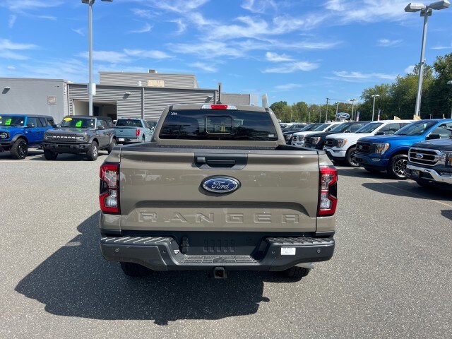 2025 Ford Ranger Lariat photo 4