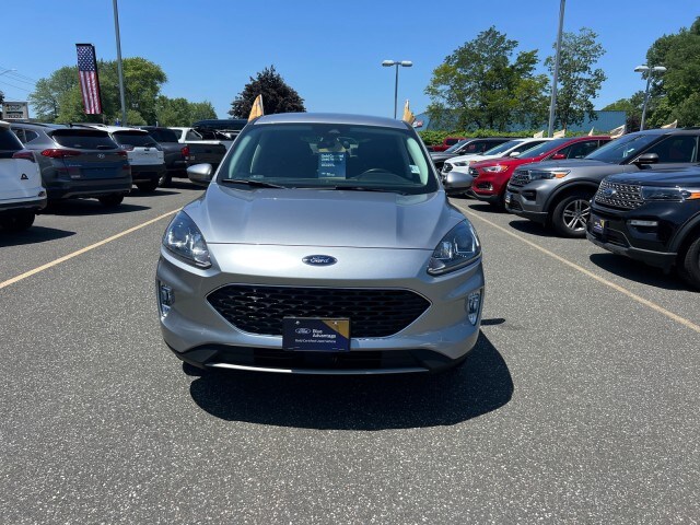 2022 Ford Escape SEL photo 2